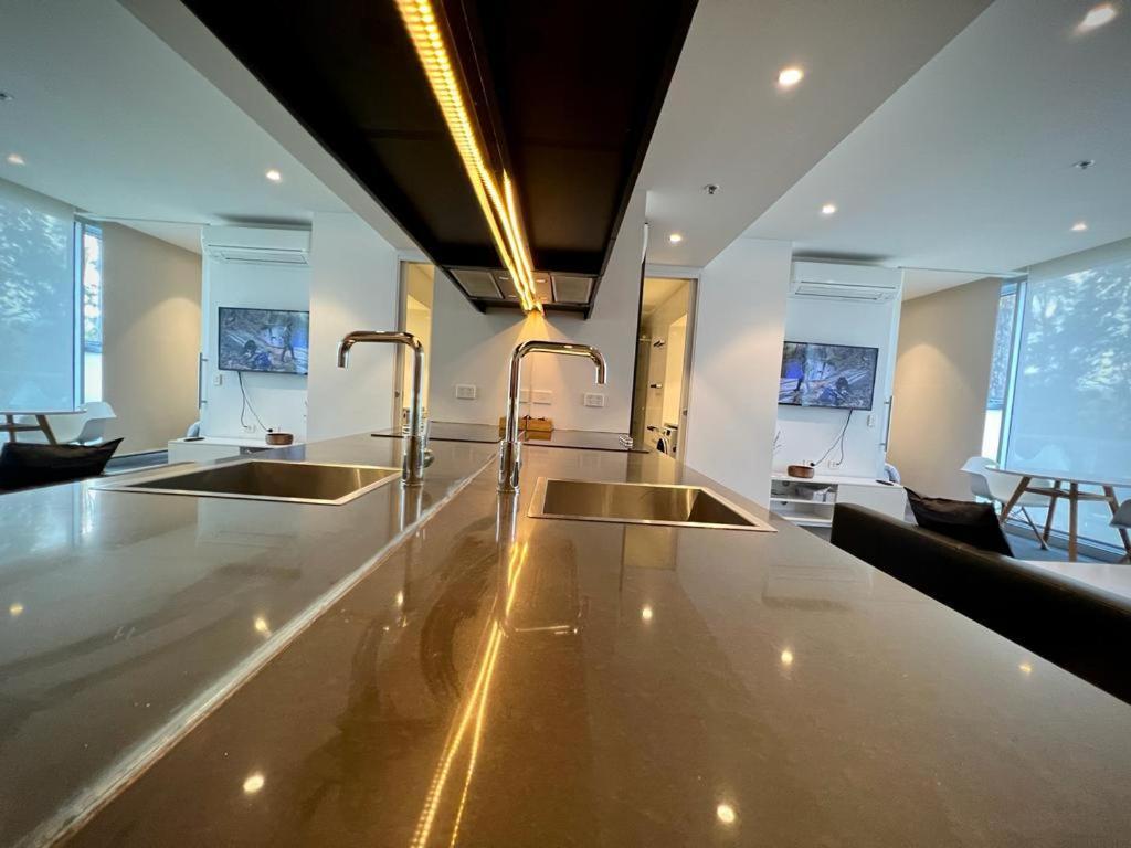 Luxury 2 Bedroom Suite Near Adelaide With A Car Park Broadview Zewnętrze zdjęcie